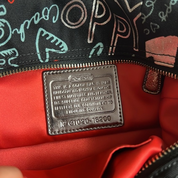 Authentic Coach Poppy Graffiti Bag - Picture 6 of 9